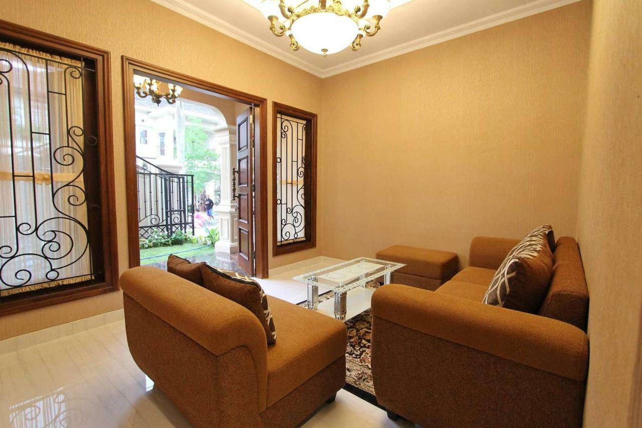 Fernasya House Villa Yogyakarta Kültér fotó